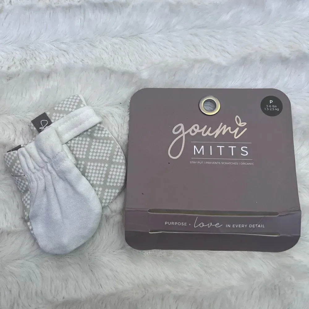 Goumikids Soft Organic No Scratch Baby Infant Hand Mittens, Preemie, Diamond Dot